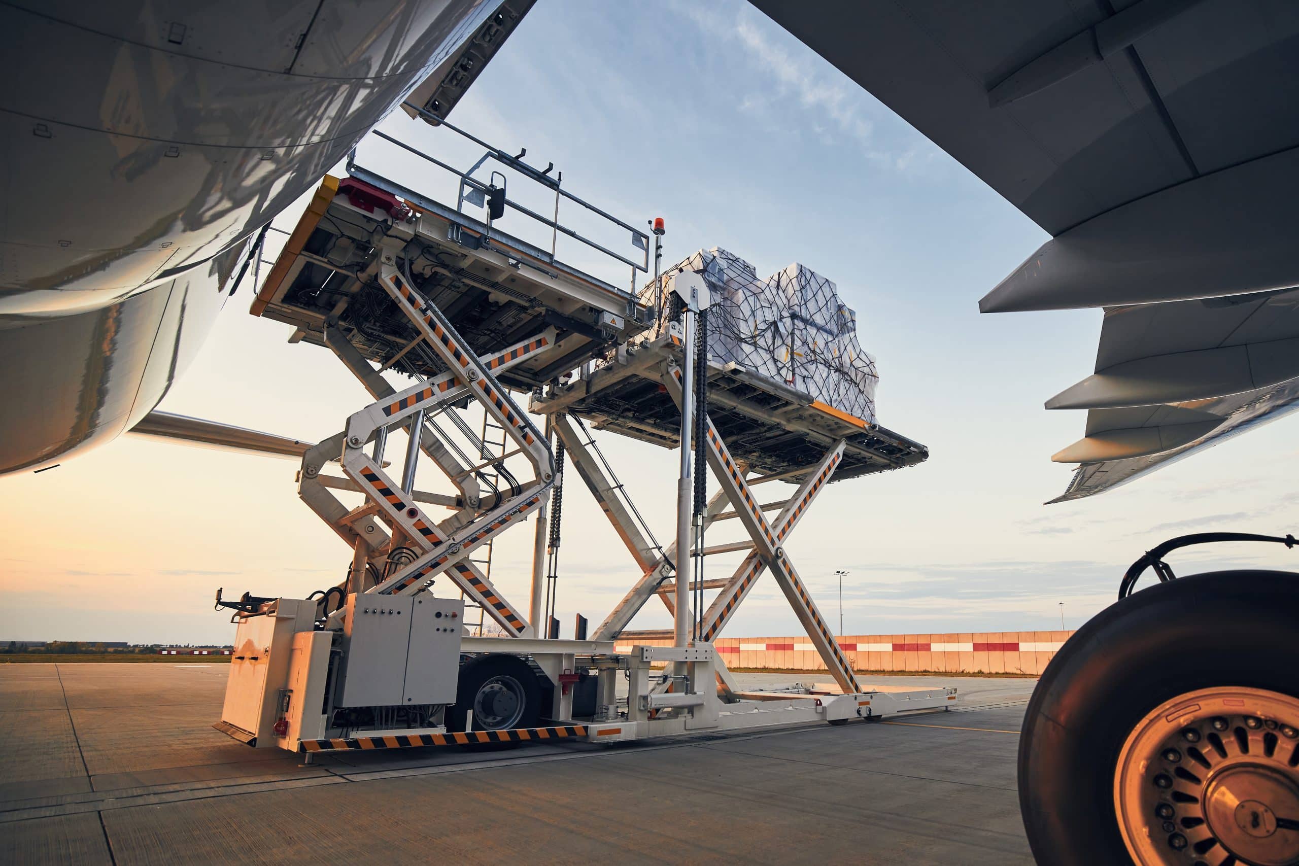 loading cargo for air freight logistics with ESO