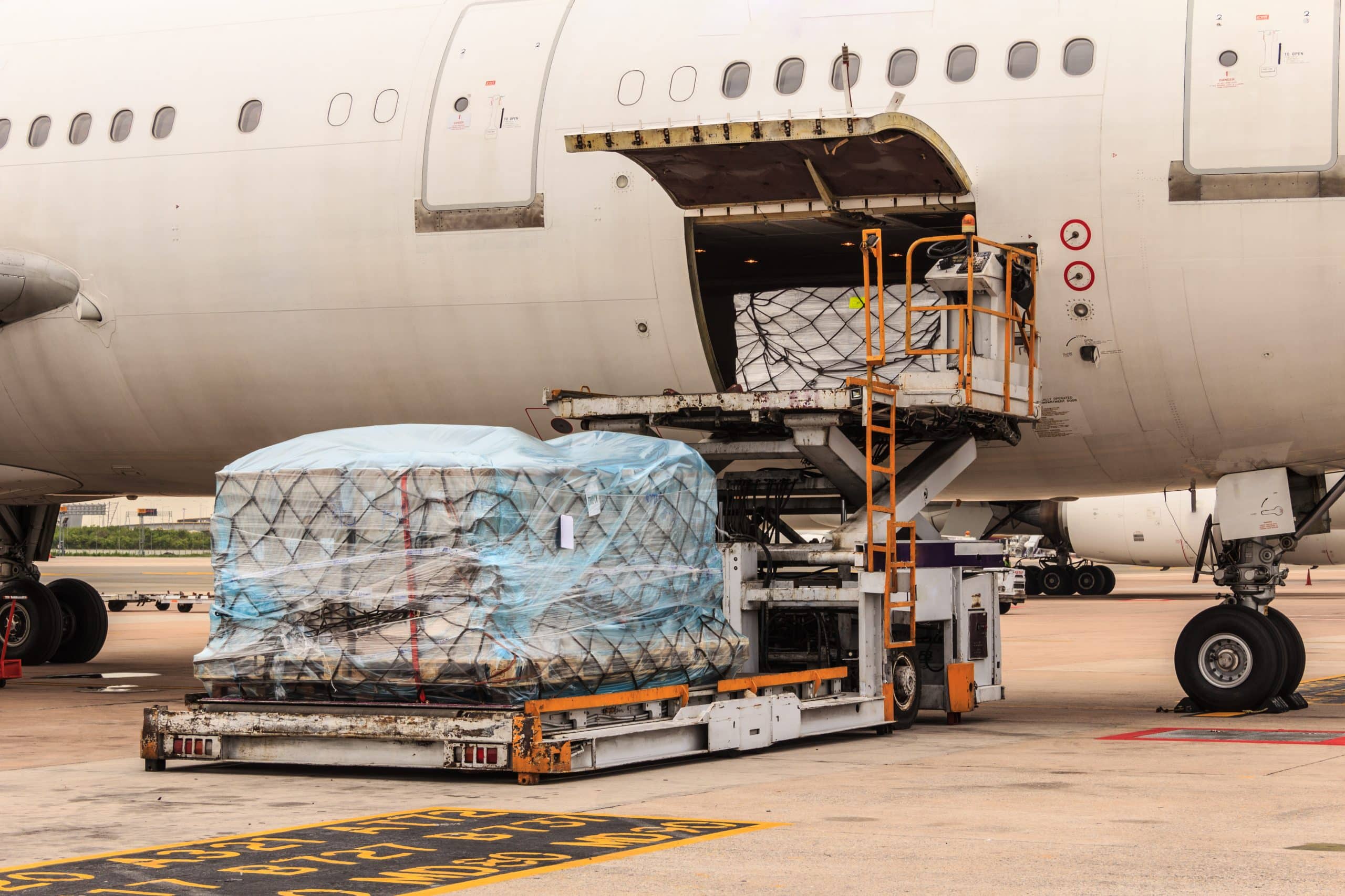 ESO logistics Cargo Airplane Air freight services